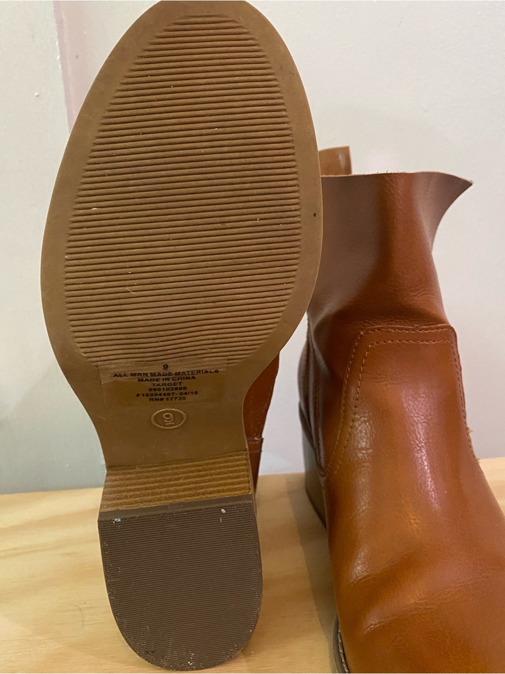 Mossimo Supply Co. Women’s Brown Mid-Heel Ankle Boots - Picture 4 of 4